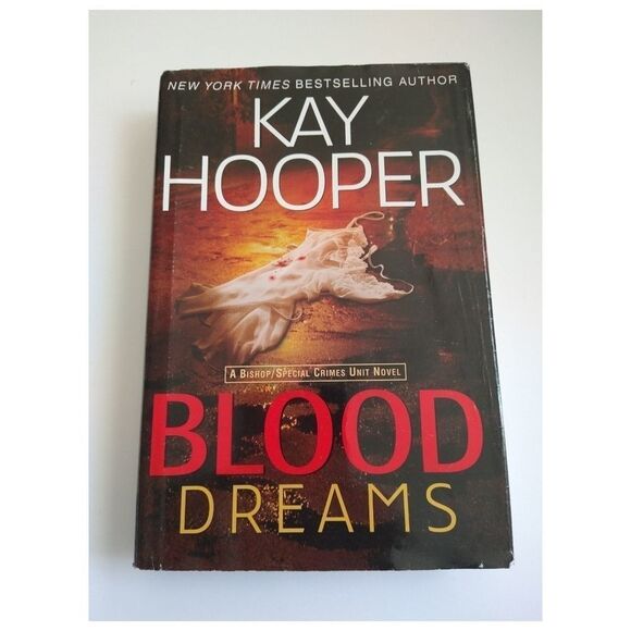 Blood Dreams By Kay Hooper Hardcover Book - Picture 1 of 5